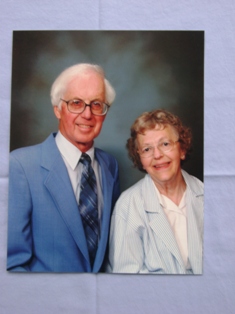 Dolores and Dick Sater